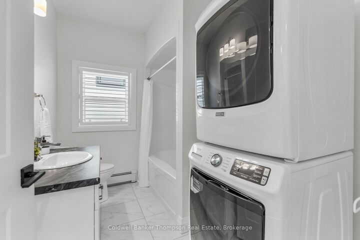 Photo de la propriété:  14 Ertler Lane  ON P1H 1S7 