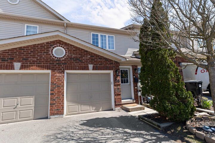 Property Photo: 430 Mapleview Drive E 38 ON L4N 0H4