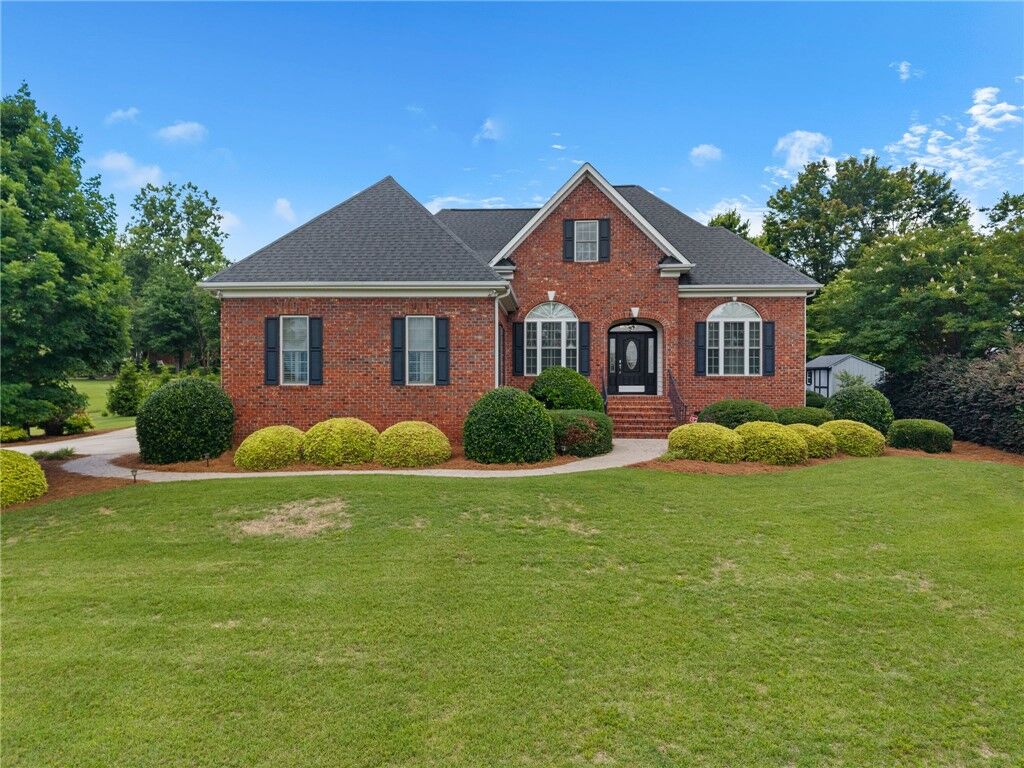 Property Photo:  102 Club Ridge Drive  SC 29671 
