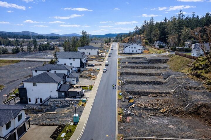 Property Photo:  756 Madrona Ridge  BC V9B 6C6 