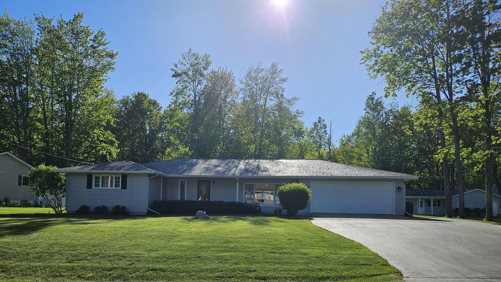 Property Photo: 2421 Timber Lane MI 49707