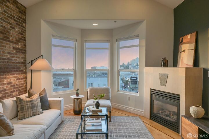 Property Photo:  1601 Pacific Avenue 403  CA 94109 
