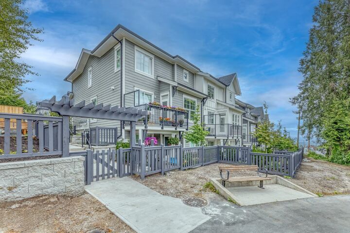 3421 Queenston Avenue 104 — photo 1