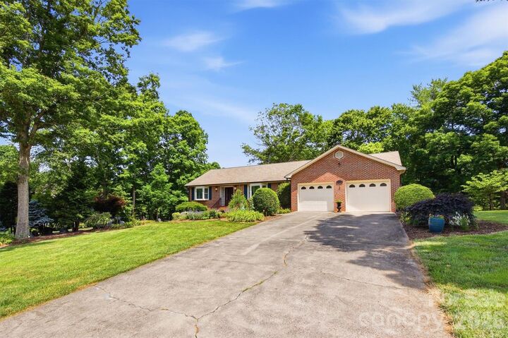 Property Photo: 232 Westwood Drive NC 28655