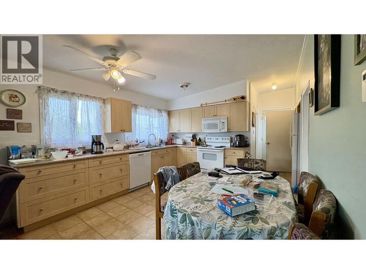 Property Photo:  898 Ewert Street  BC V2M 2N9 