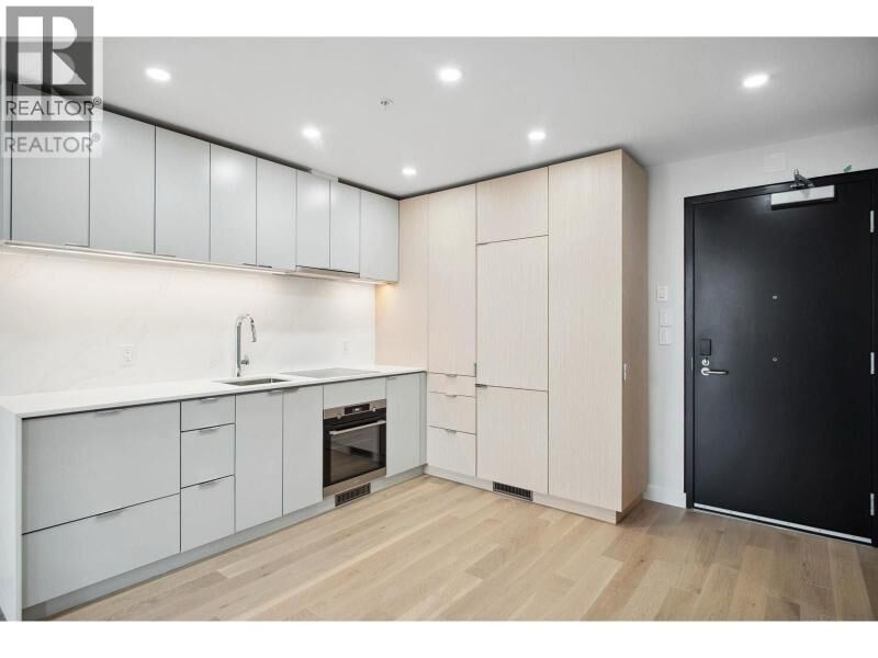 Property Photo:  239 Keefer Street 502  BC V6A 1X6 