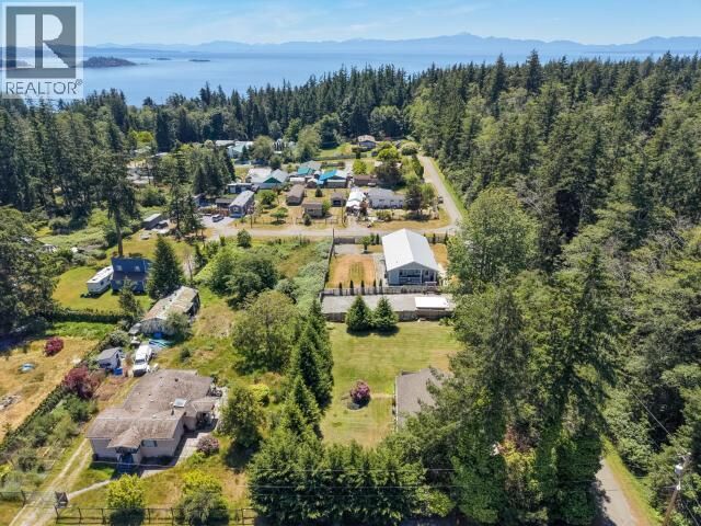 Property Photo:  3010 Oak Street  BC  