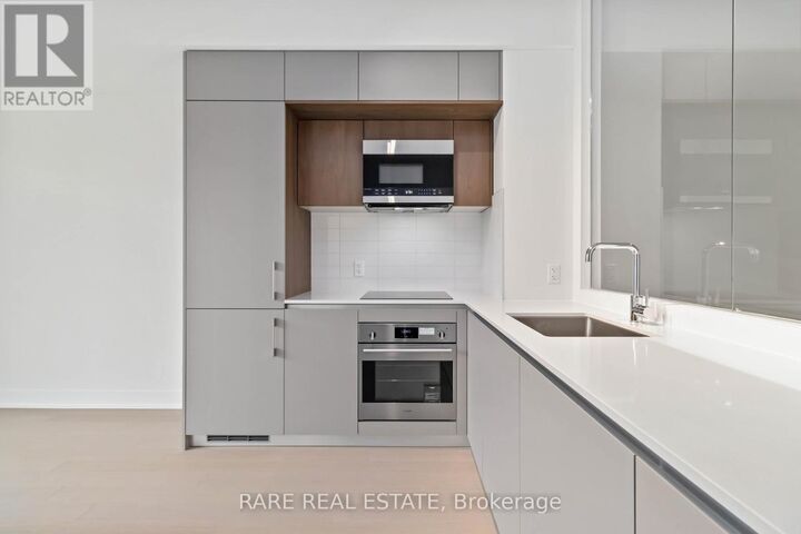 Property Photo:  322 Dupont Street 305  ON M5R 0E3 