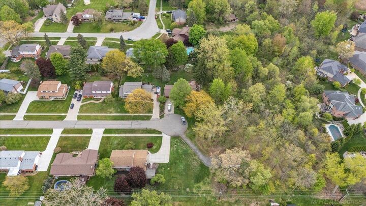 Property Photo:  55767 Sandy Ln V Lane  MI 48316 