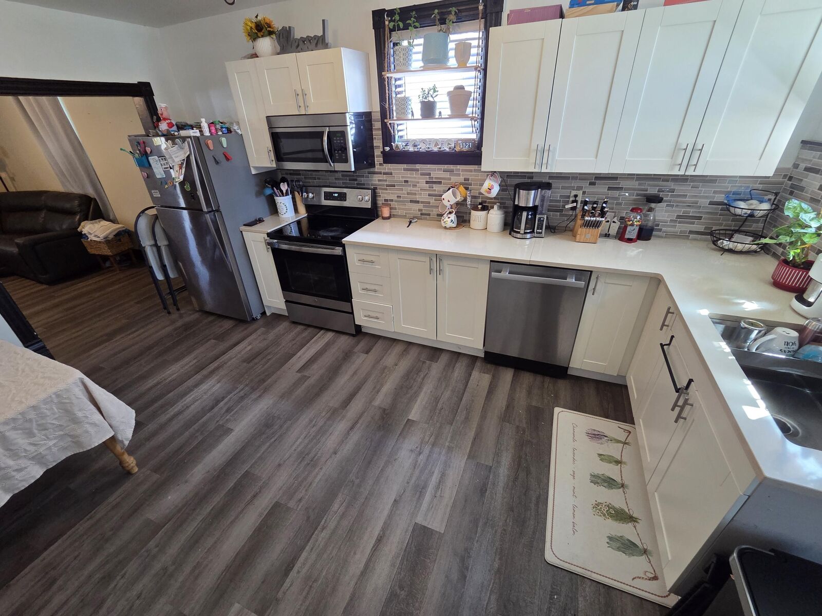 Property Photo: 919 High Ave WI 53081