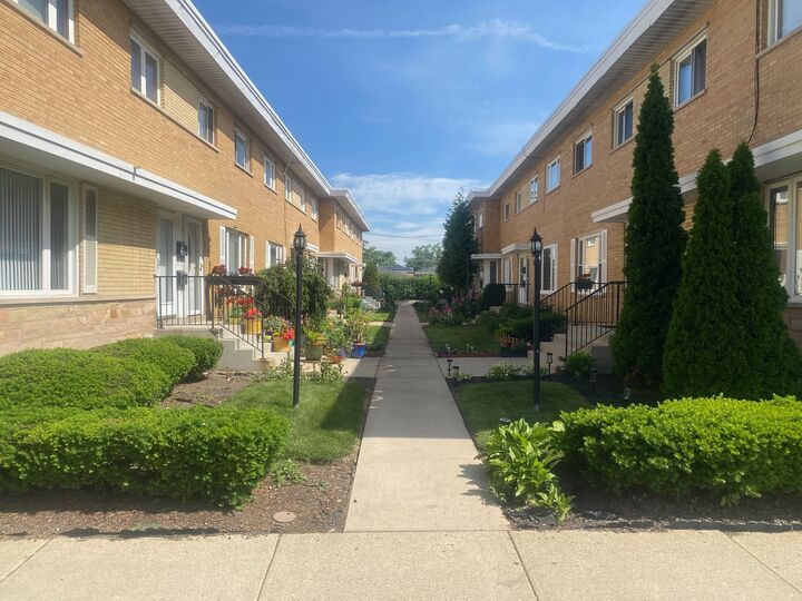 Property Photo:  7862 W Lawrence Avenue A  IL 60706 
