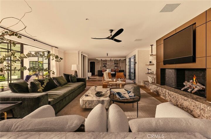 Property Photo:  2442 Marino Dr  CA 92663 
