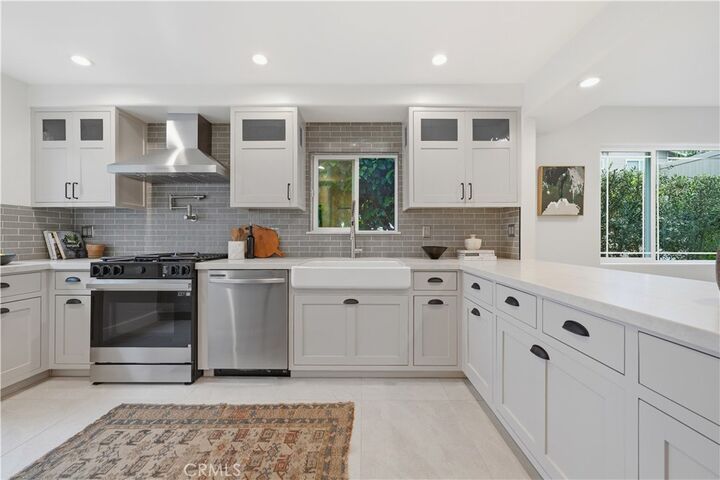 Property Photo: 2413 Venier CA 92627