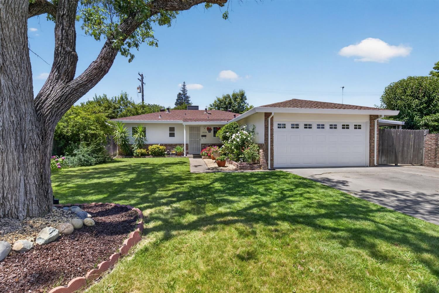 Property Photo:  3510 Ardmore Road  CA 95821 