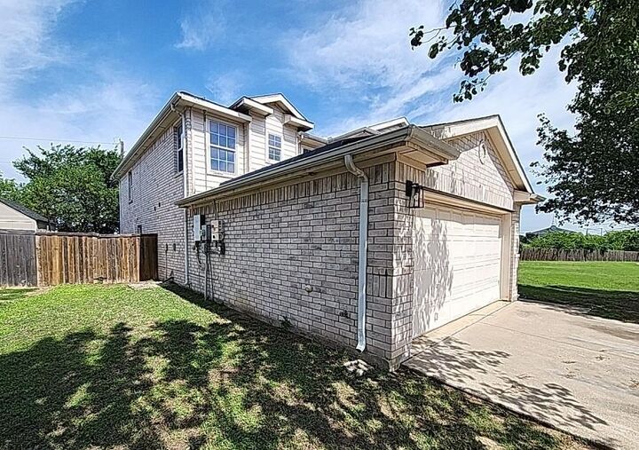 Property Photo: 5205 Placid Drive TX 76117