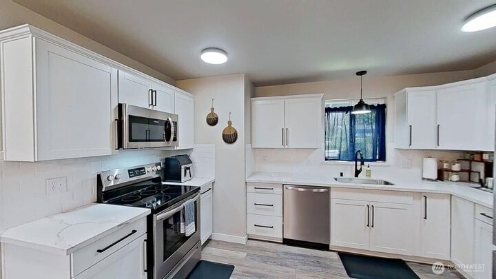 Property Photo:  361 NE Barbara Boulevard  WA 98528 
