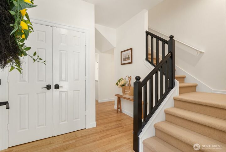 Property Photo:  5778  Wimsey  Lane  NE  WA 98110 