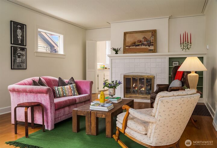 Property Photo:  4405  Baker Avenue NW  WA 98107 