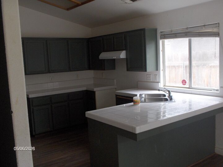 Property Photo: 3811 S Bollinger Street CA 93277