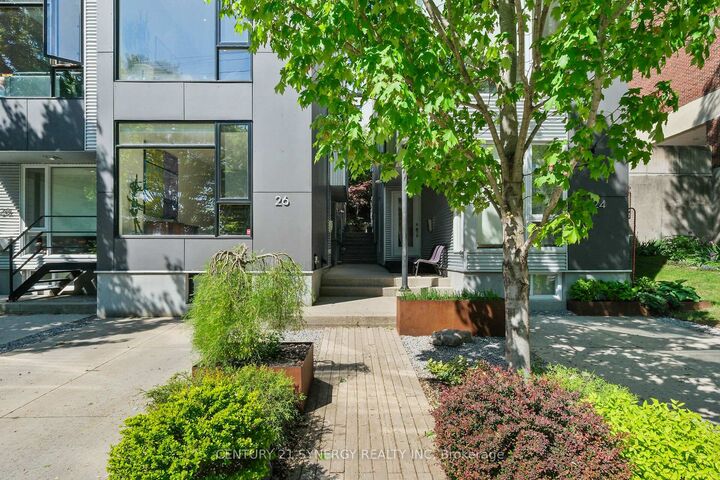 Property Photo: 26 Stonehurst Avenue ON K1Y 1R4