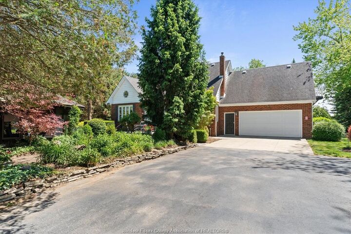 Property Photo: 930 Road 4 E (Cty Rd 18) ON N9Y 2E5