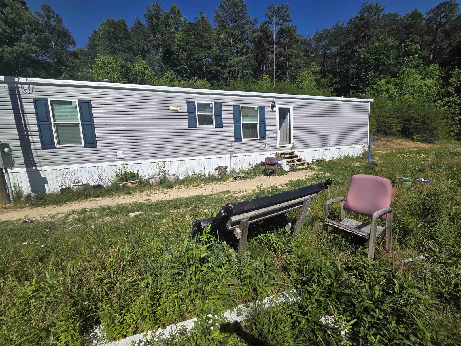 Property Photo:  2512 Highway 2562  KY 41124 