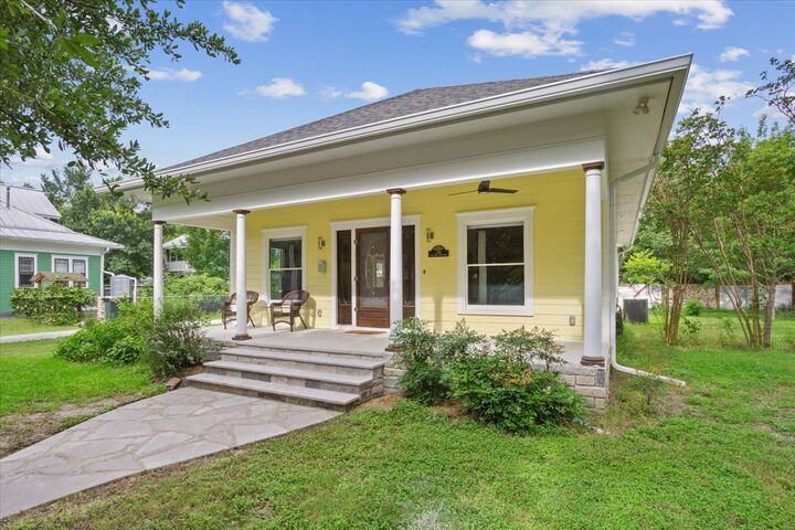 Property Photo:  1608 S Church Street  TX 78626 