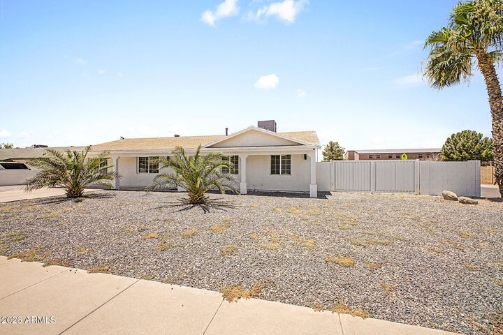 Property Photo: 13050 N 17th Avenue AZ 85029