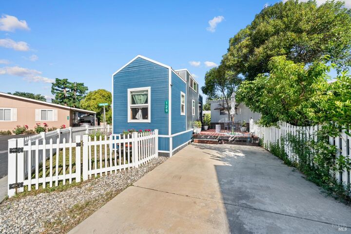 Property Photo:  129 Katherine Place 59  CA 95492 