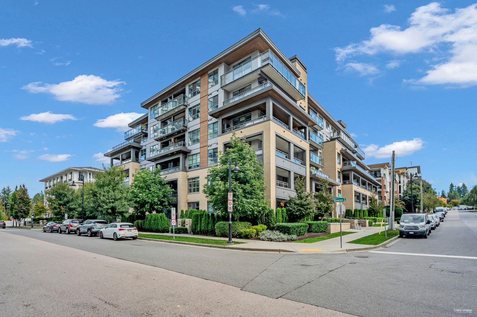 Property Photo:  603 Regan Avenue 406  BC V3J 0K2 