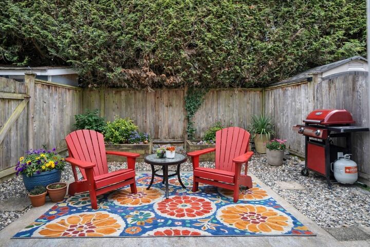 4949 57 Street 19 — photo 1