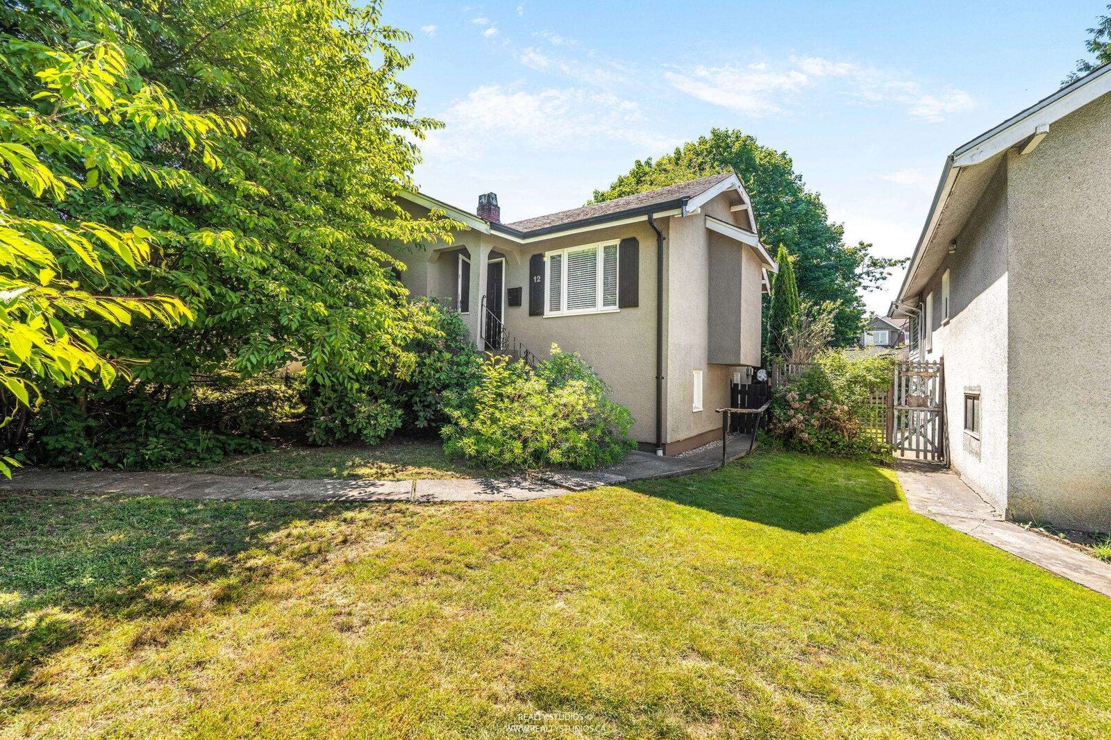Property Photo: 12 W King Edward Avenue BC V5Y 2H7