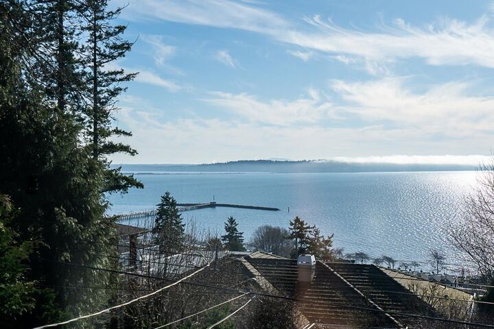Property Photo: 14815 Hardie Avenue BC V4B 2H6