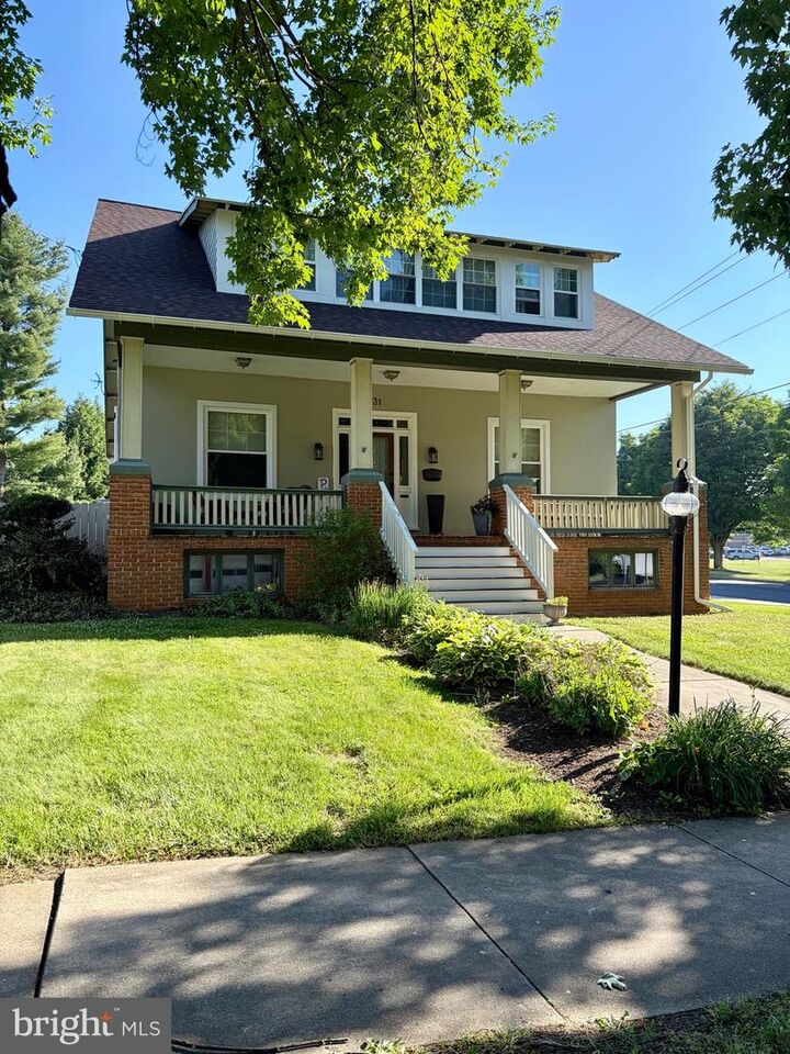 Property Photo: 531 Front Street PA 17543