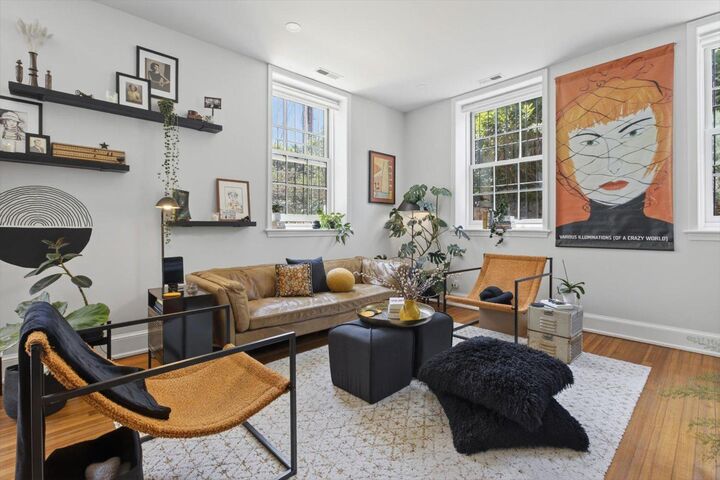 Property Photo:  410 5th Street NE 1  DC 20002 