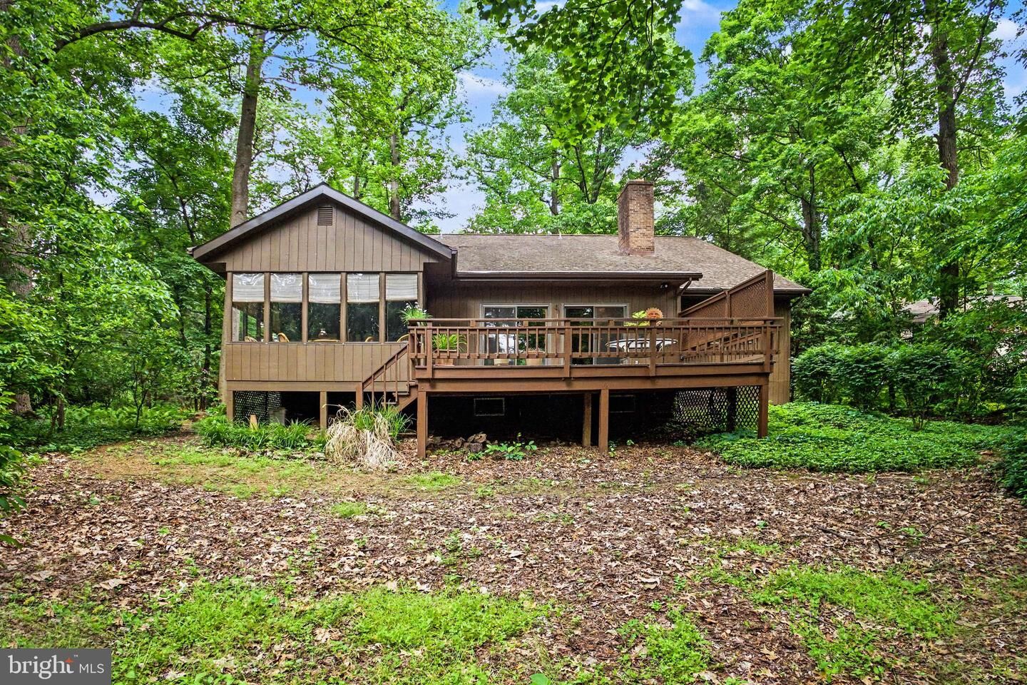 Property Photo:  30 Poplar Lane  PA 17022 