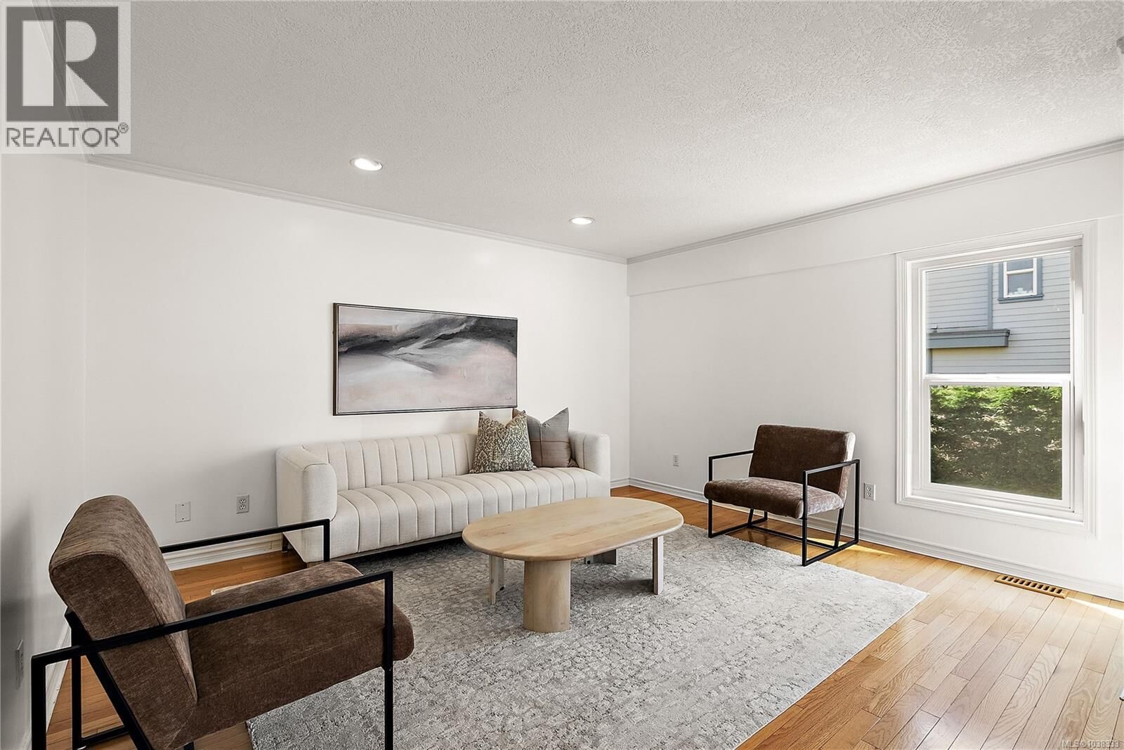Property Photo:  108 Dallas Road 4  BC V8V 1A3 
