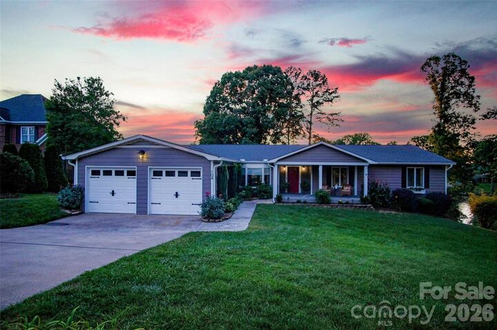Property Photo: 104 Doral Court NC 28086