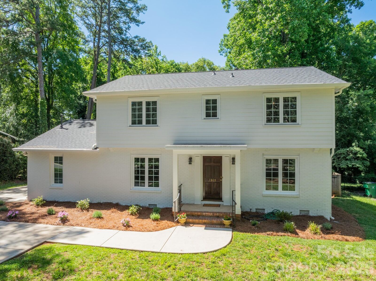 Property Photo:  7101 Sherbourne Drive  NC 28210 