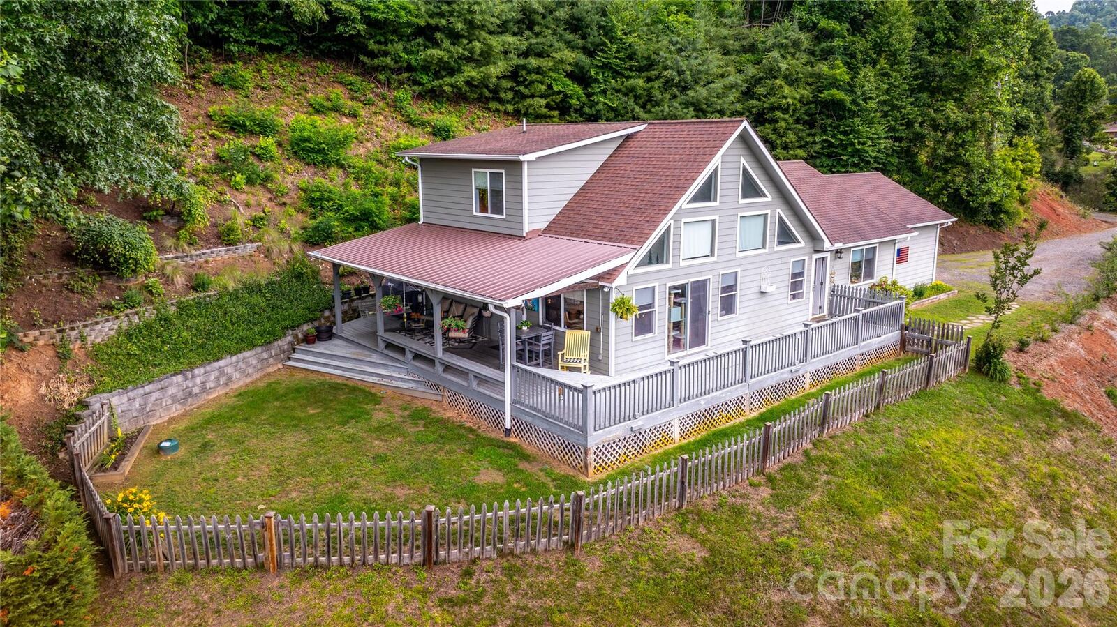Property Photo:  305 Majestic Mountain Drive  NC 28714 