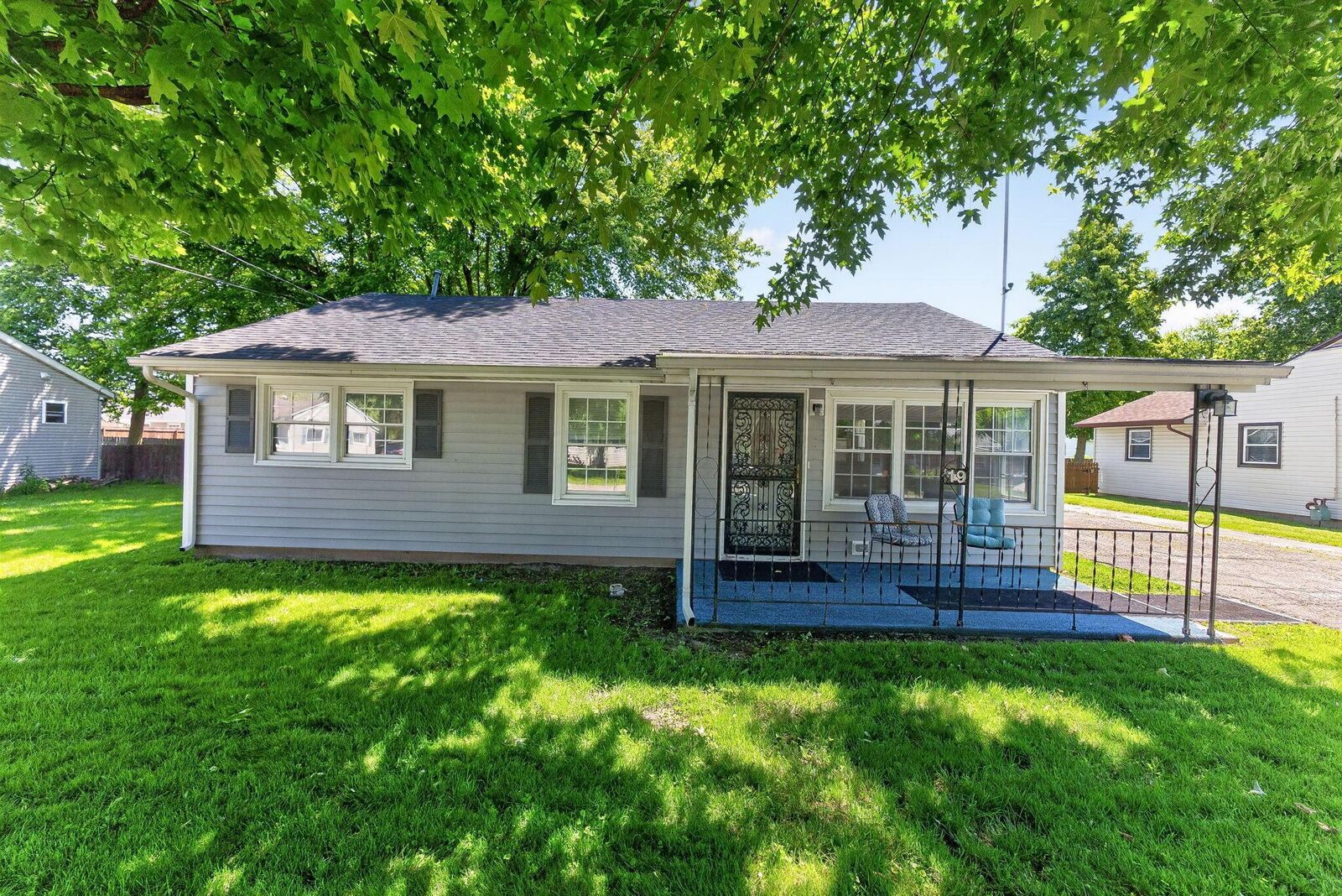 Property Photo:  19 George Street  OH 43344 