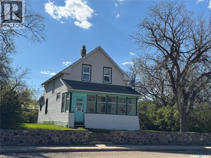 Property Photo:  218 Main Street  SK S0H 3G0 