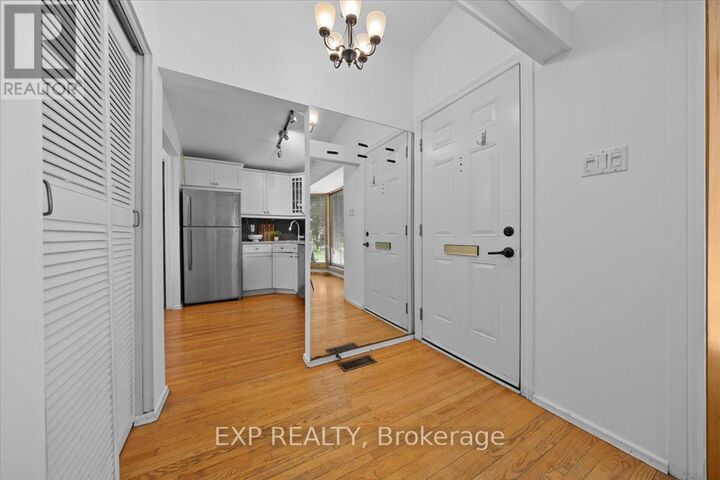 Property Photo:  2335 Harding Road  ON K1G 3B7 