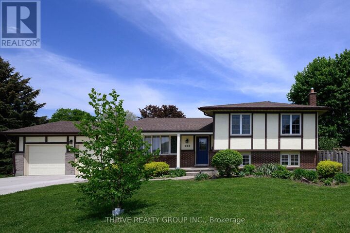Property Photo:  235 Stanley Street South  ON N0M 2M0 