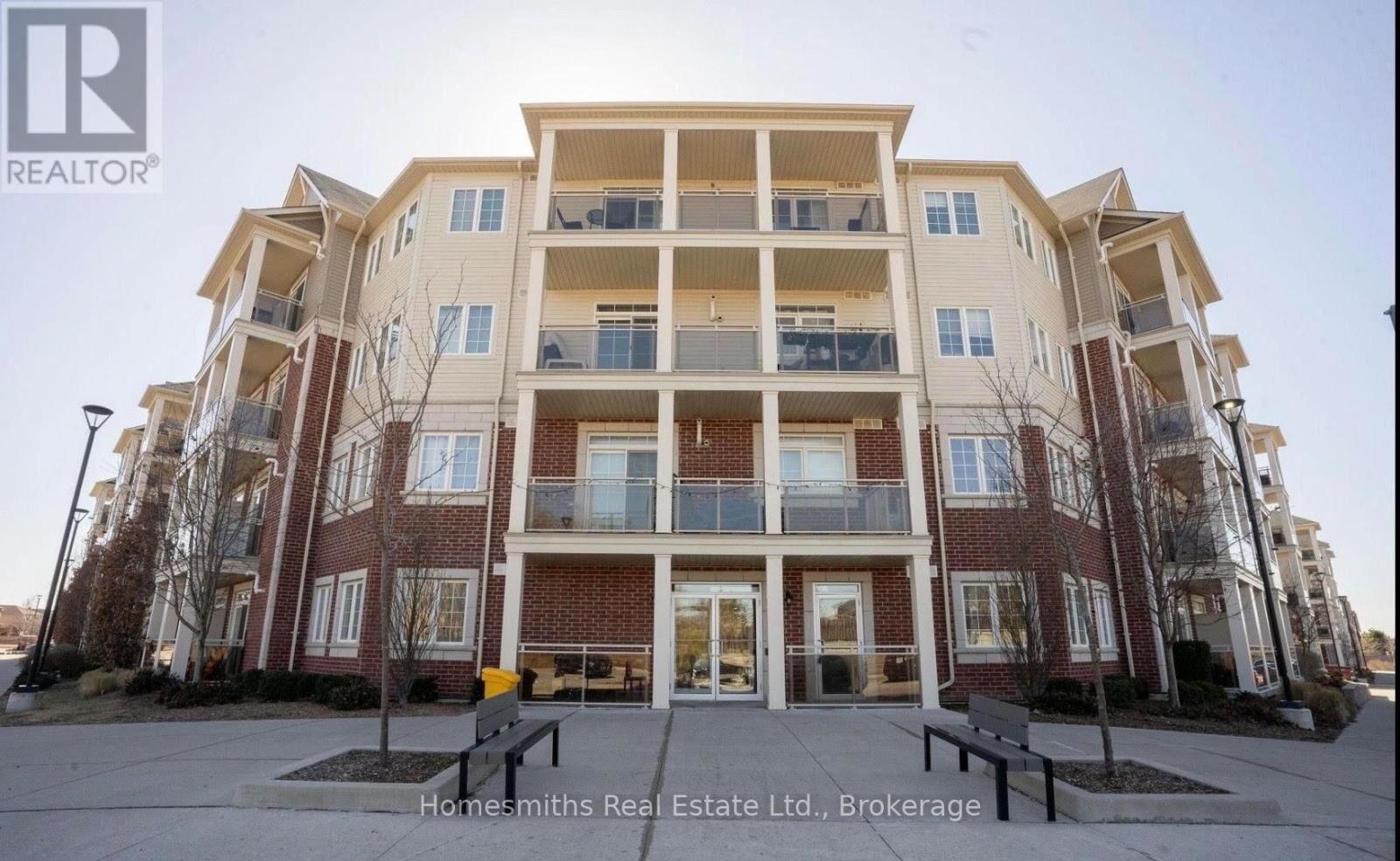 Property Photo:  80 Aspen Springs Drive 314  ON L1C 0V4 