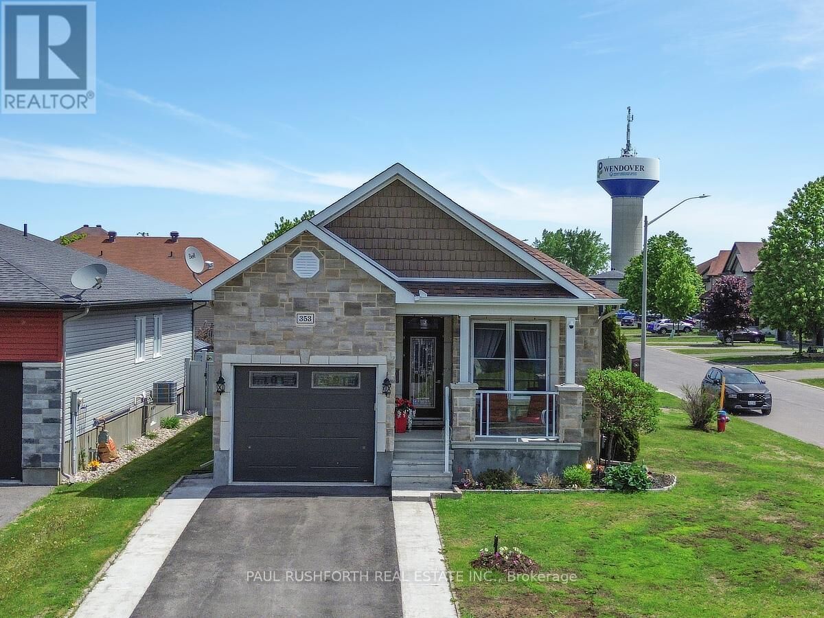 Property Photo:  353 Trillium Circle  ON K0A 3K0 