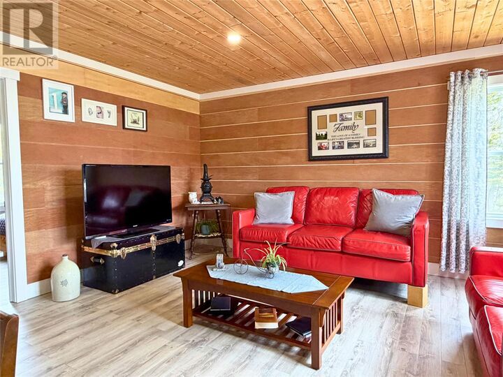 Property Photo:  50 Farm Road  NL A0K 3E0 