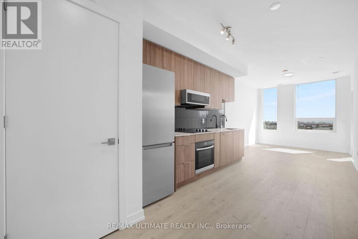 Property Photo:  2501 Saw Whet Boulevard 612  ON L6M 5N2 