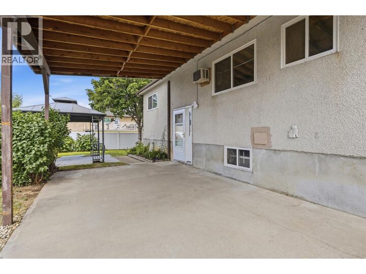 Property Photo:  2641 Young Place  BC V2B 8A4 
