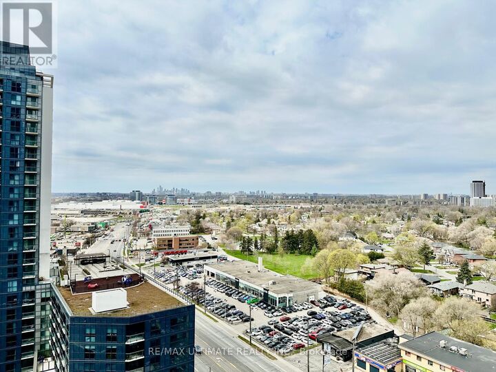 Property Photo:  30 Samuel Wood Way 1611  ON M9B 0C9 